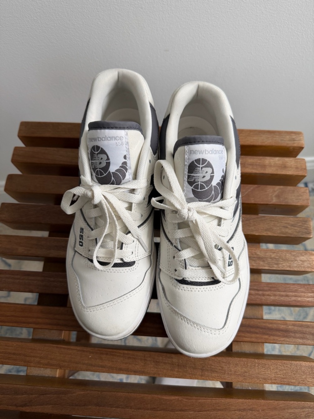 New Balance 550 Womens White and Gray Low-Top Sneakers - Picture 3 of 8